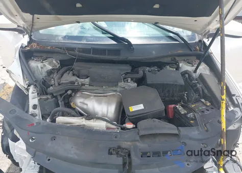 2016 Toyota Camry Se z USA, uszkodzony, nr VIN 4T1BF1FK5GU141523